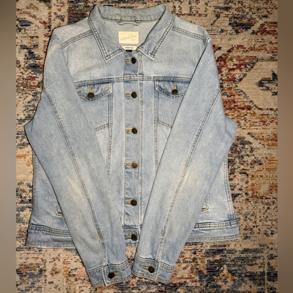 Universal Thread Light Blue Jean Jacket - Picture 2 of 5